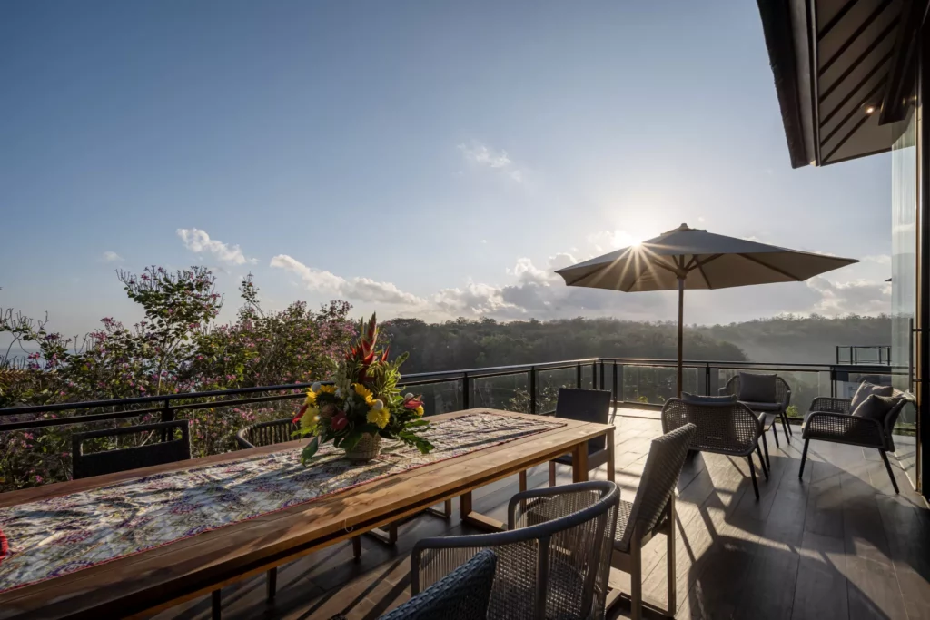 By The Cliff Bali Villa