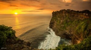 Sunsetdipurauluwatudankecakfiredance