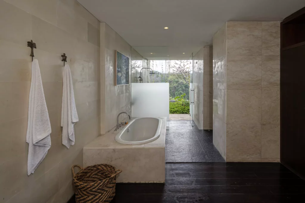By The Cliff Bali Villa (32)