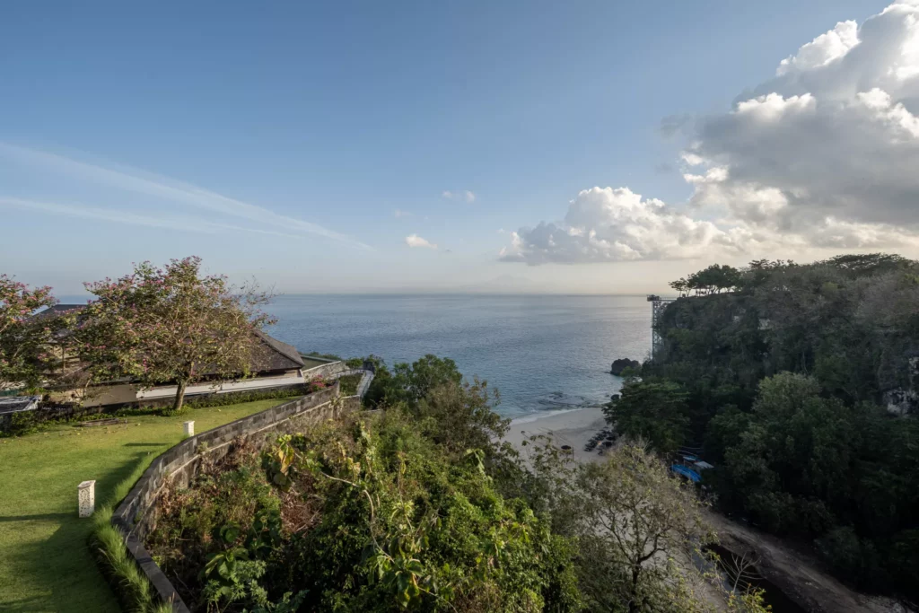 By The Cliff Bali Villa (39)